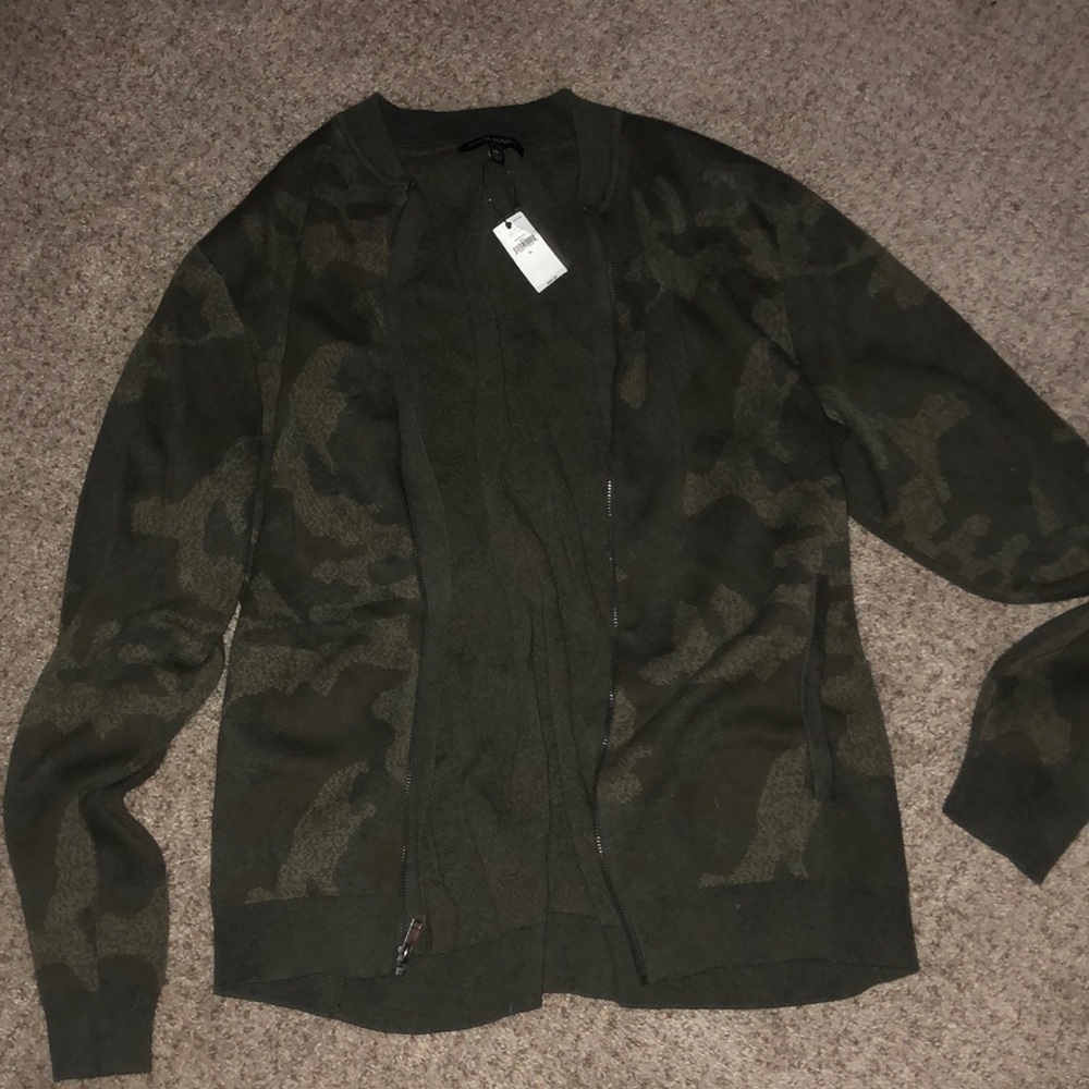Men’s Banana Republic camo sweater jacket